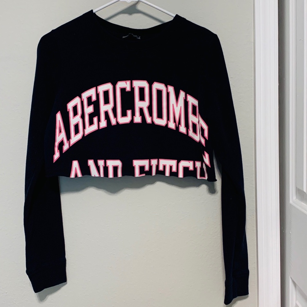 Abercrombie and Fitch long sleeve cropped shirt